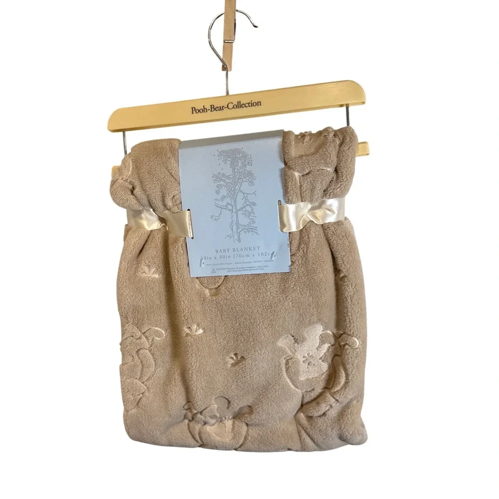 Disney Winnie the Pooh Bear Collection Tan Embossed Baby Blanket 30x40 Plush NEW